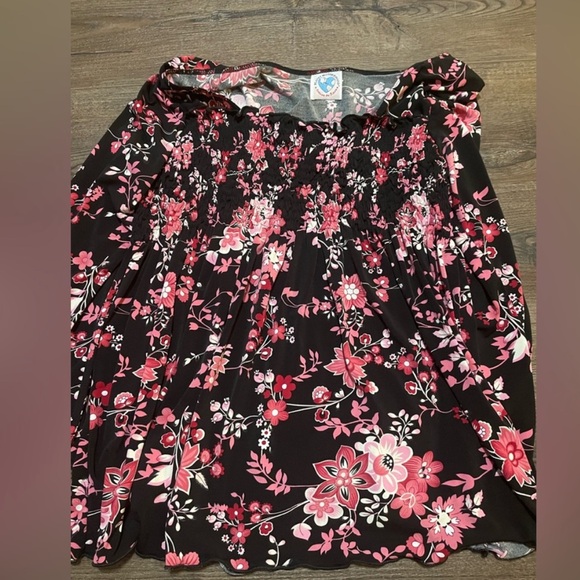 Bundle Maternity tops size medium - Picture 4 of 6